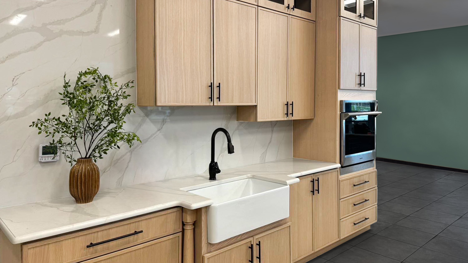 Narrow oak cabinet discount