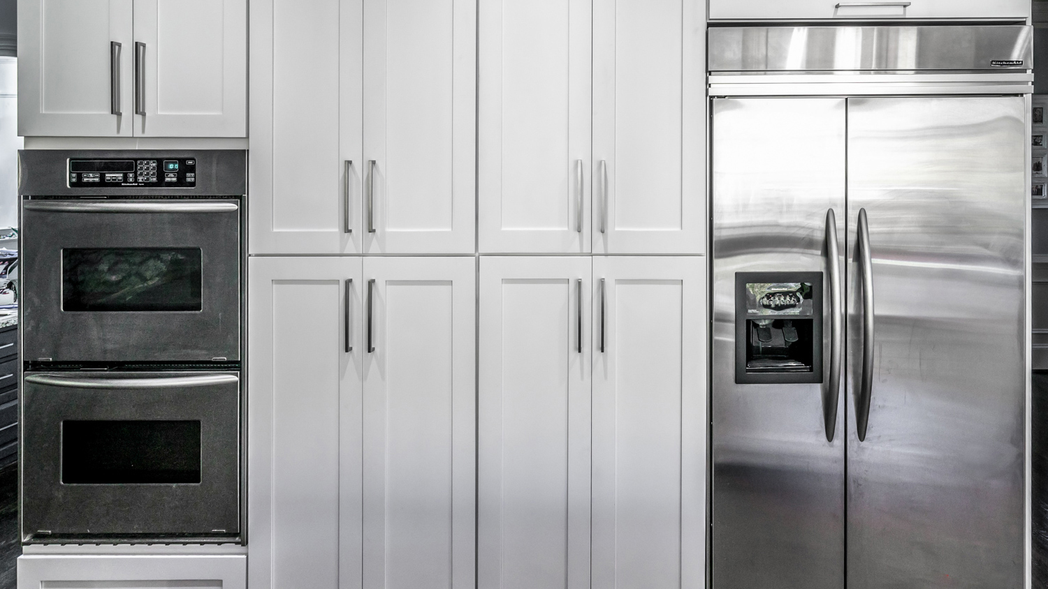 Shaker pantry cabinet door discount