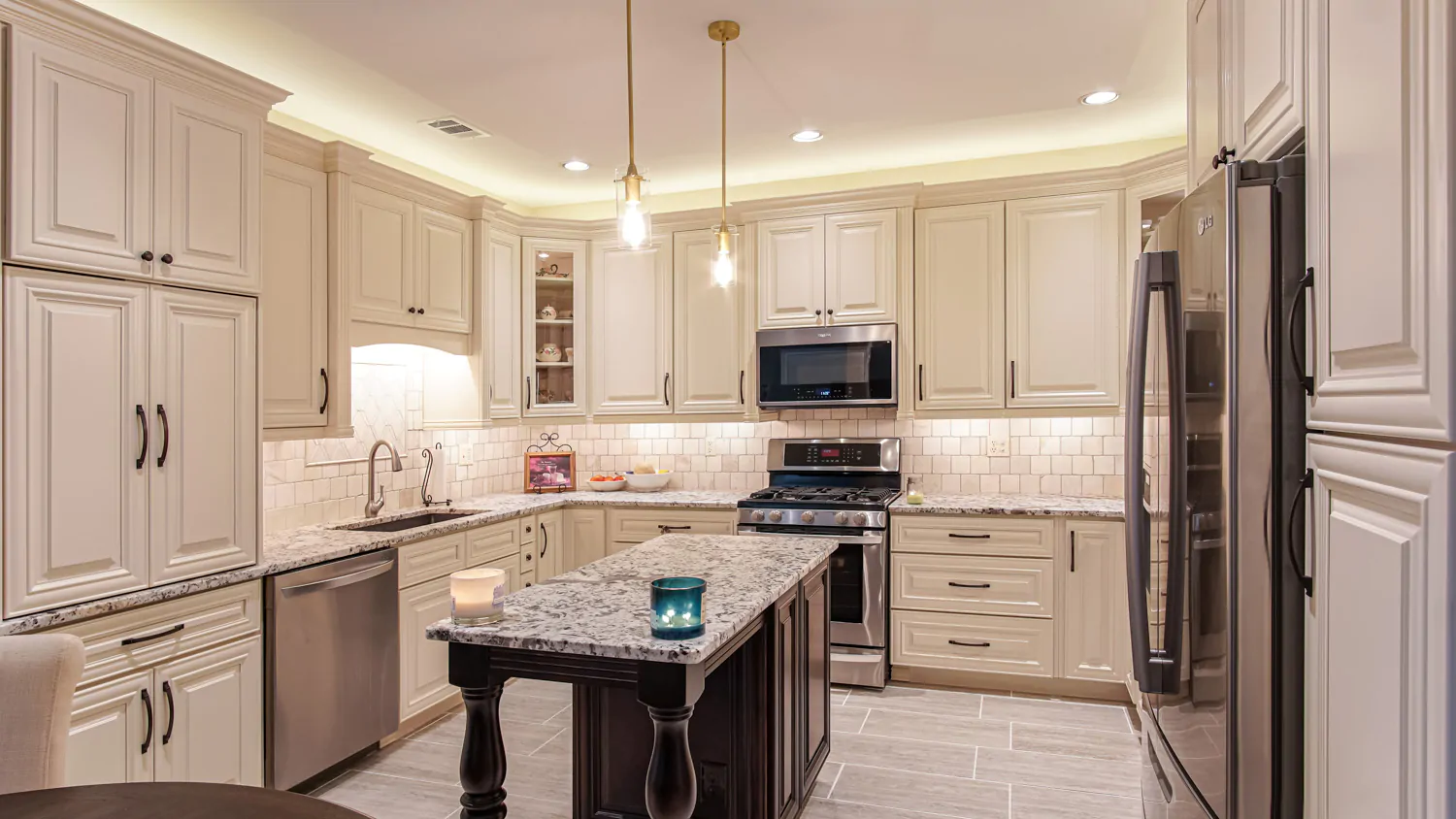 Princeton Off White Rta Kitchen Cabinets View Gallery Photos